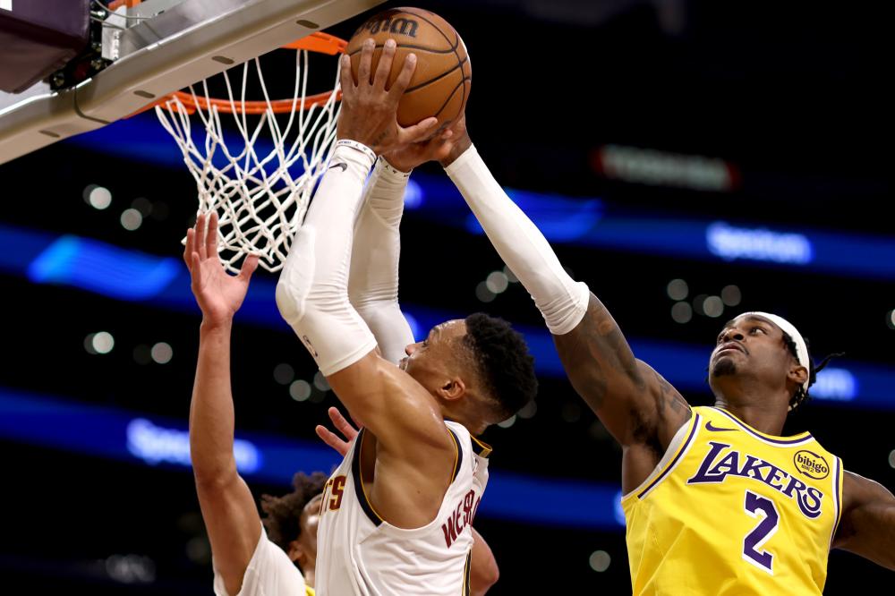 悬着一颗心 悬着一颗心